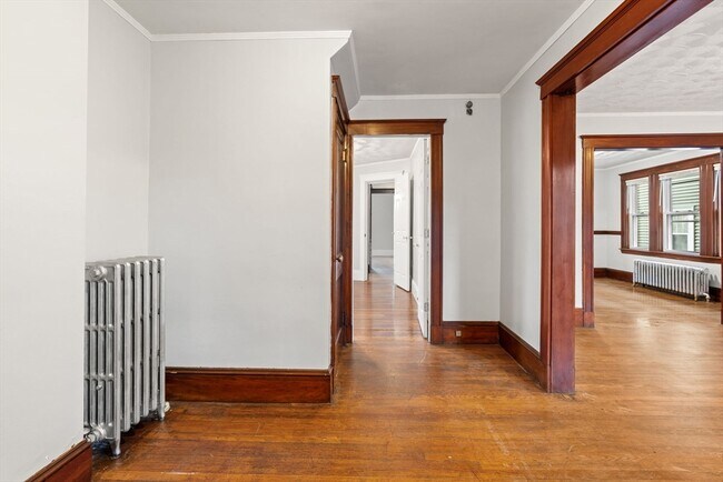 Building Photo - 7 Rockwell St