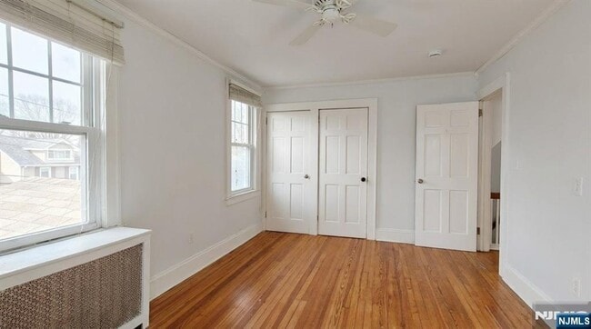 Building Photo - 33 Norwood Pl