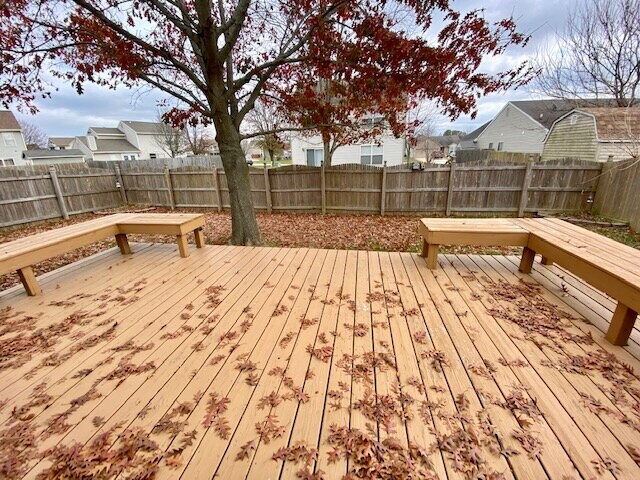 Building Photo - Beautiful 4 Bedroom home in Plainfield! Huge Storage!