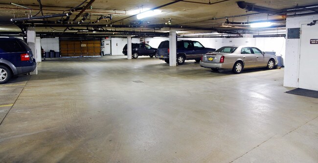 Building Photo - Walt Pease & Associates Corporate Rentals