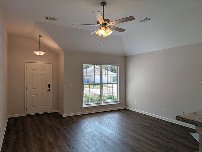 Building Photo - 133 Dawson's Ml Dr