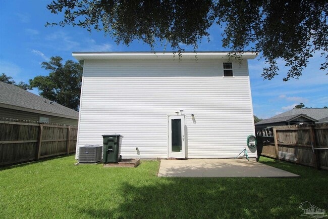 Building Photo - 8824 Smiley Ct