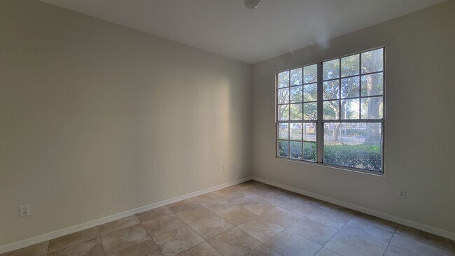 Building Photo - 2/2 First Floor Condo in Azur at Metrowest