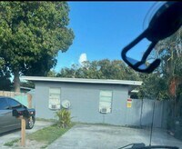 Building Photo - 227 NW 15th Ave