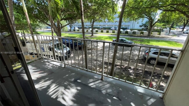 Building Photo - 1805 Sans Souci Blvd