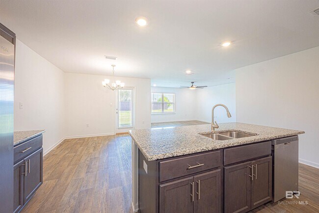 Building Photo - 23294 Shadowridge Dr