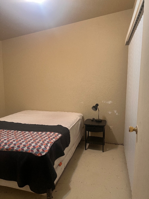 Building Photo - 386 La Casa St