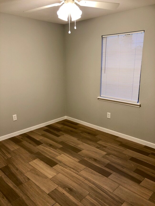 Building Photo - 2905 Highland Ave