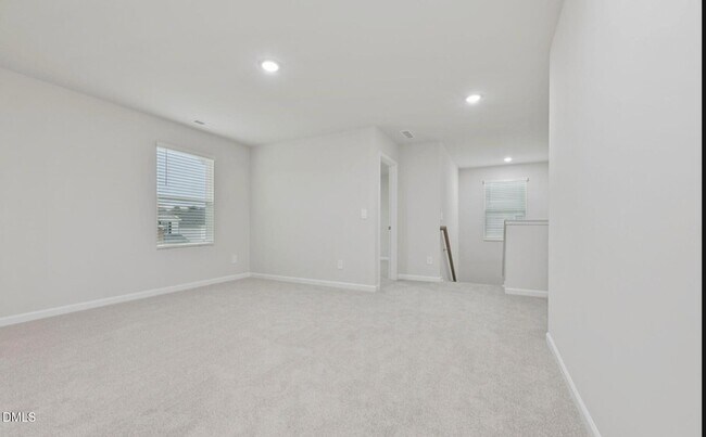 Building Photo - 540 Bridger Dr