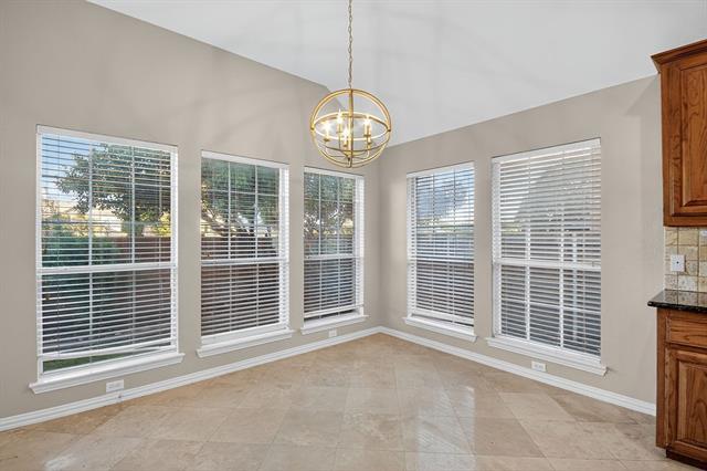 Building Photo - 1604 Wagon Wheel Dr