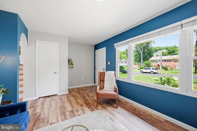 Building Photo - 6426 Carriage Dr