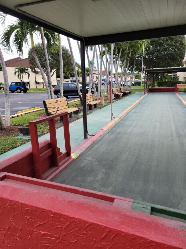 Building Photo - 5993 La Pinata Blvd