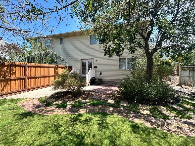 Primary Photo - 11586 S Autumn Hill Dr