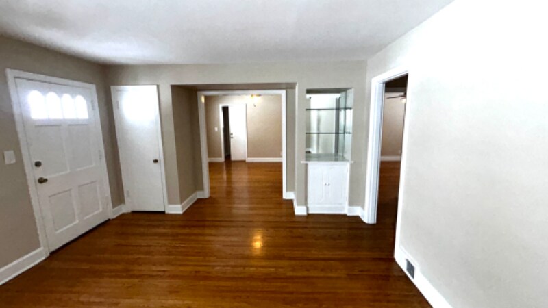 Building Photo - 4500 Winchester Rd