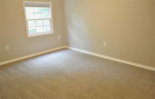 Building Photo - 3047 Alston Dr