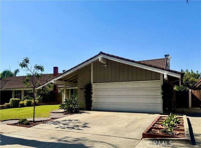 Building Photo - 13151 Destino Pl