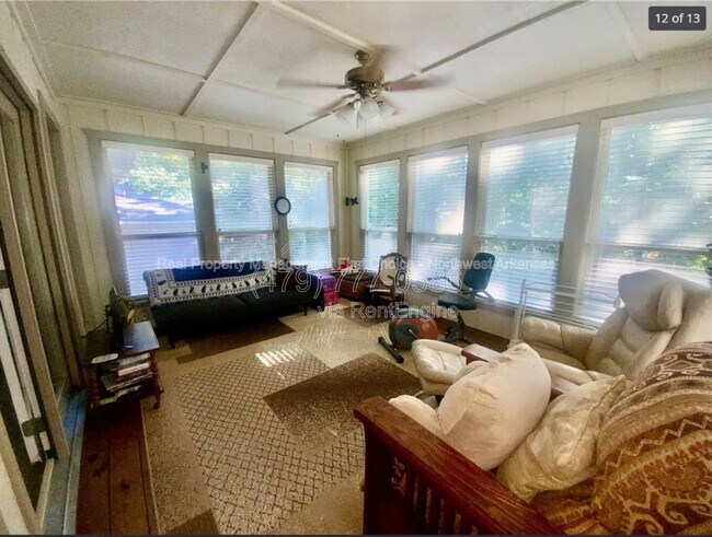 Building Photo - 12 Sunderland Dr