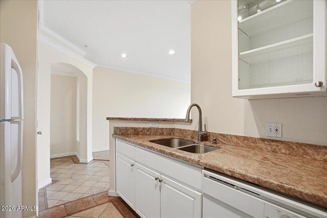 Building Photo - 1701 E Colter St