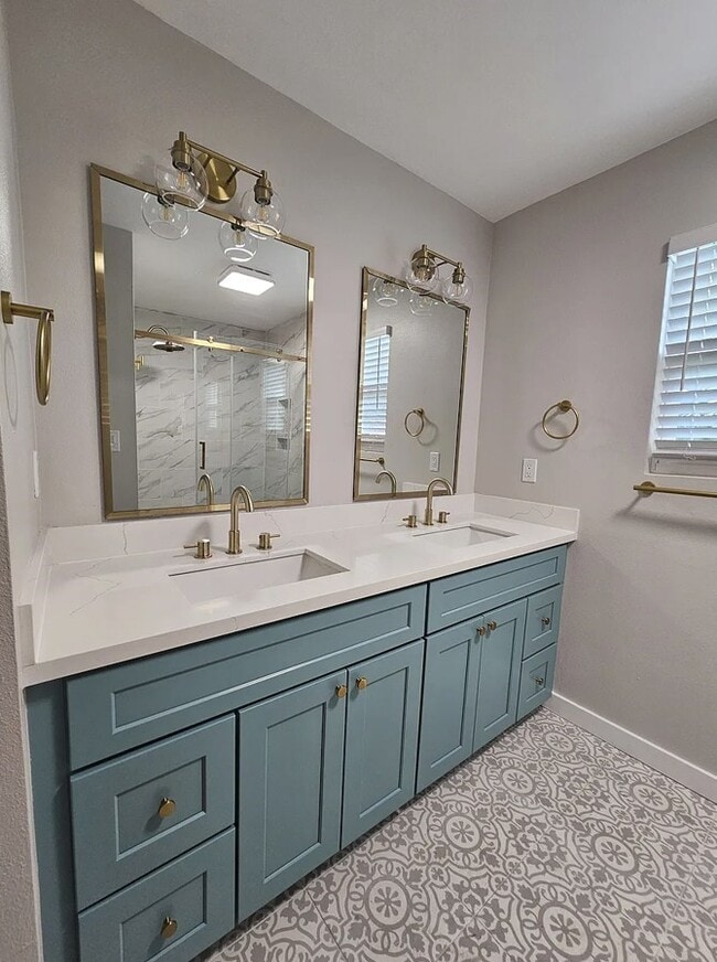 Building Photo - 4319 Baynard Dr