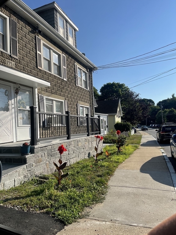 Primary Photo - 257 East St