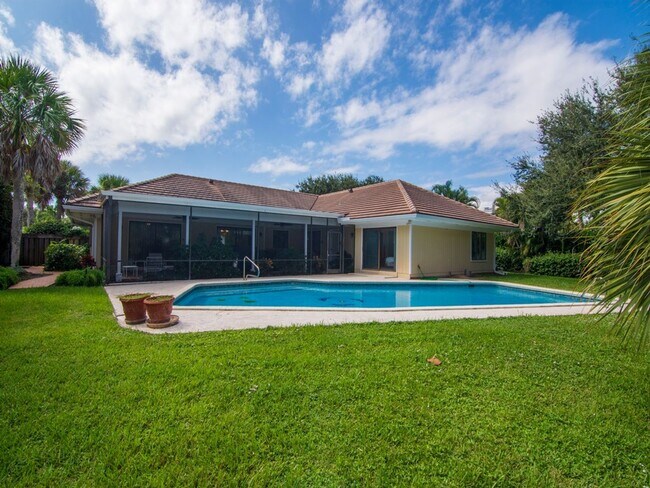 Building Photo - 256 Egret Ln