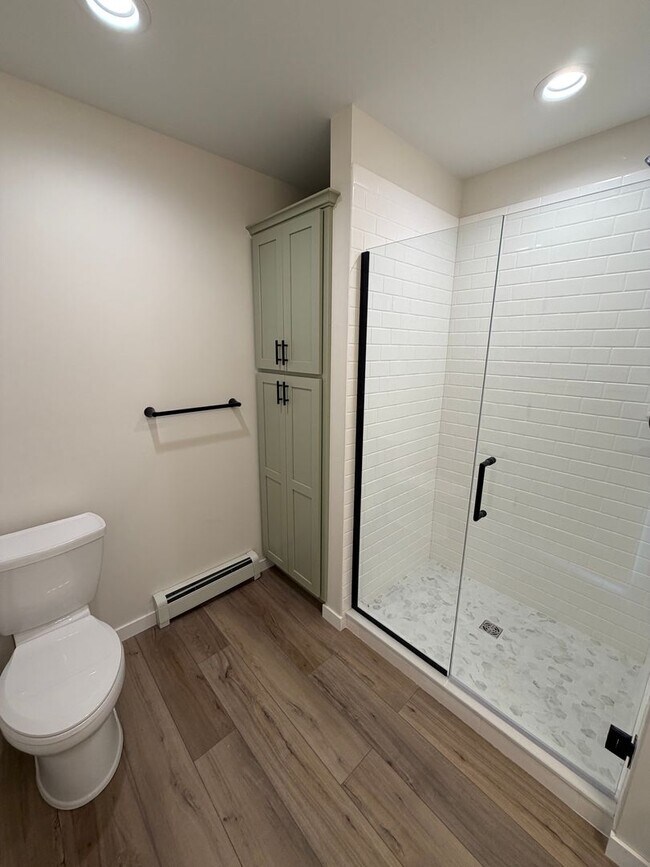 Building Photo - Available Now  Brand New Build 3 Bed 2.5 Bathrooms