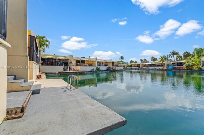 Building Photo - 15504 Sharpecroft Dr