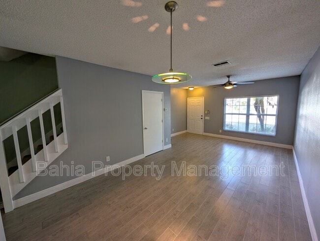 Building Photo - 5440 Carrollwood Key Dr