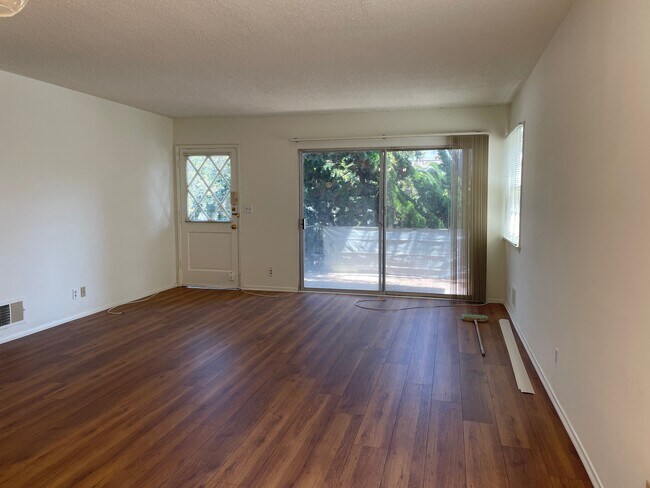 Building Photo - 1325 Idaho Ave