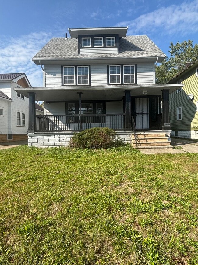 Primary Photo - 13817 Bartlett Ave