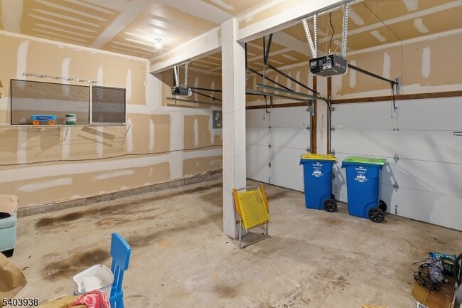 Building Photo - 7 Harvard Cir