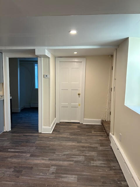 Foyer - 505 Washington St