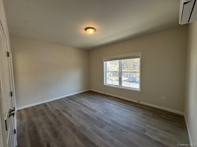 Building Photo - 4 S Hls Wy