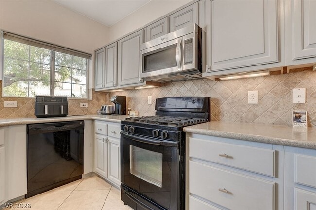 Building Photo - 6037 Sea Cliff Cove St