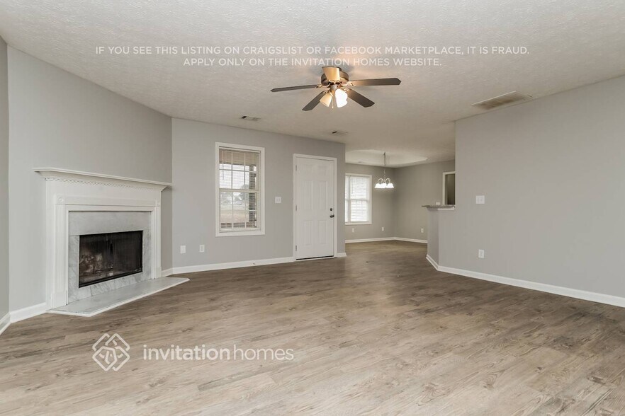 Building Photo - 1004 Buttercup Ln