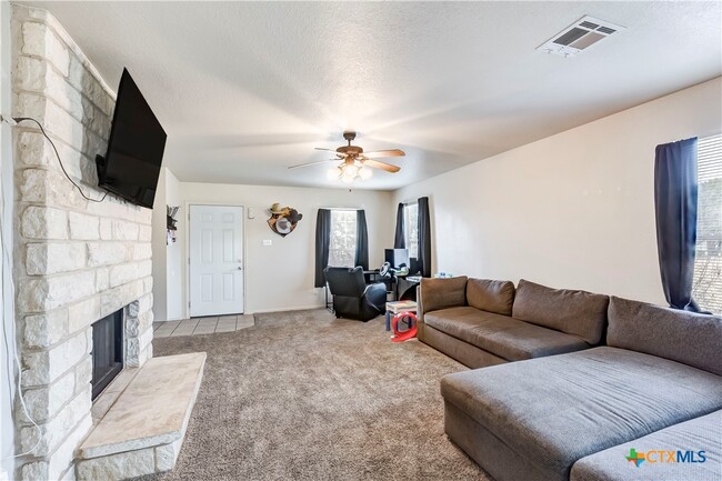 Building Photo - 3413 Traverse Dr