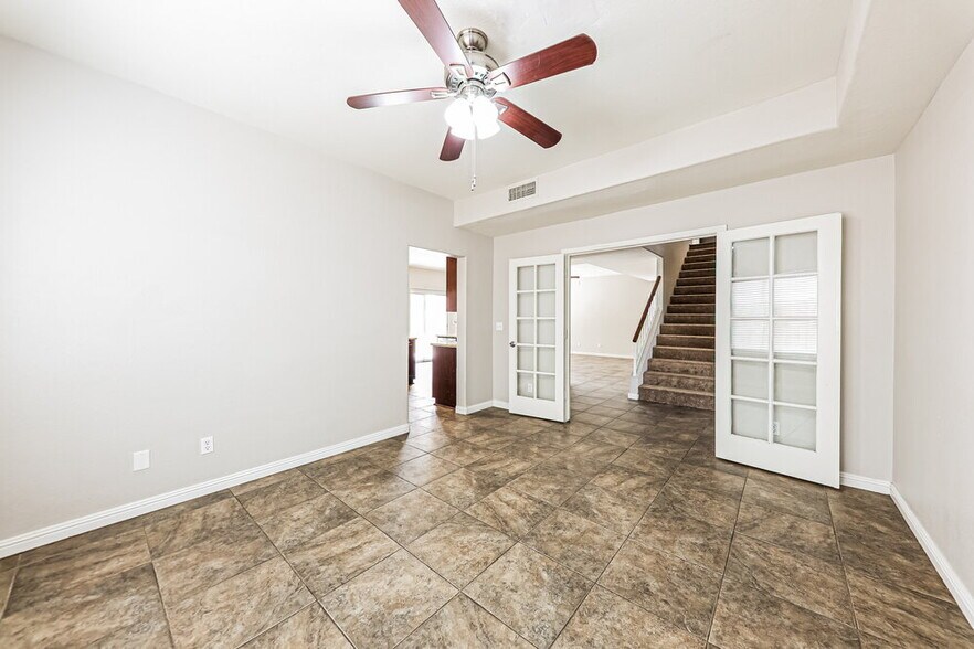 Building Photo - 3717 N Heather Ln