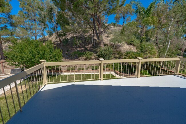 Building Photo - 24921 Chicory Ct