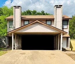 Building Photo - 1206 Tartan Ln