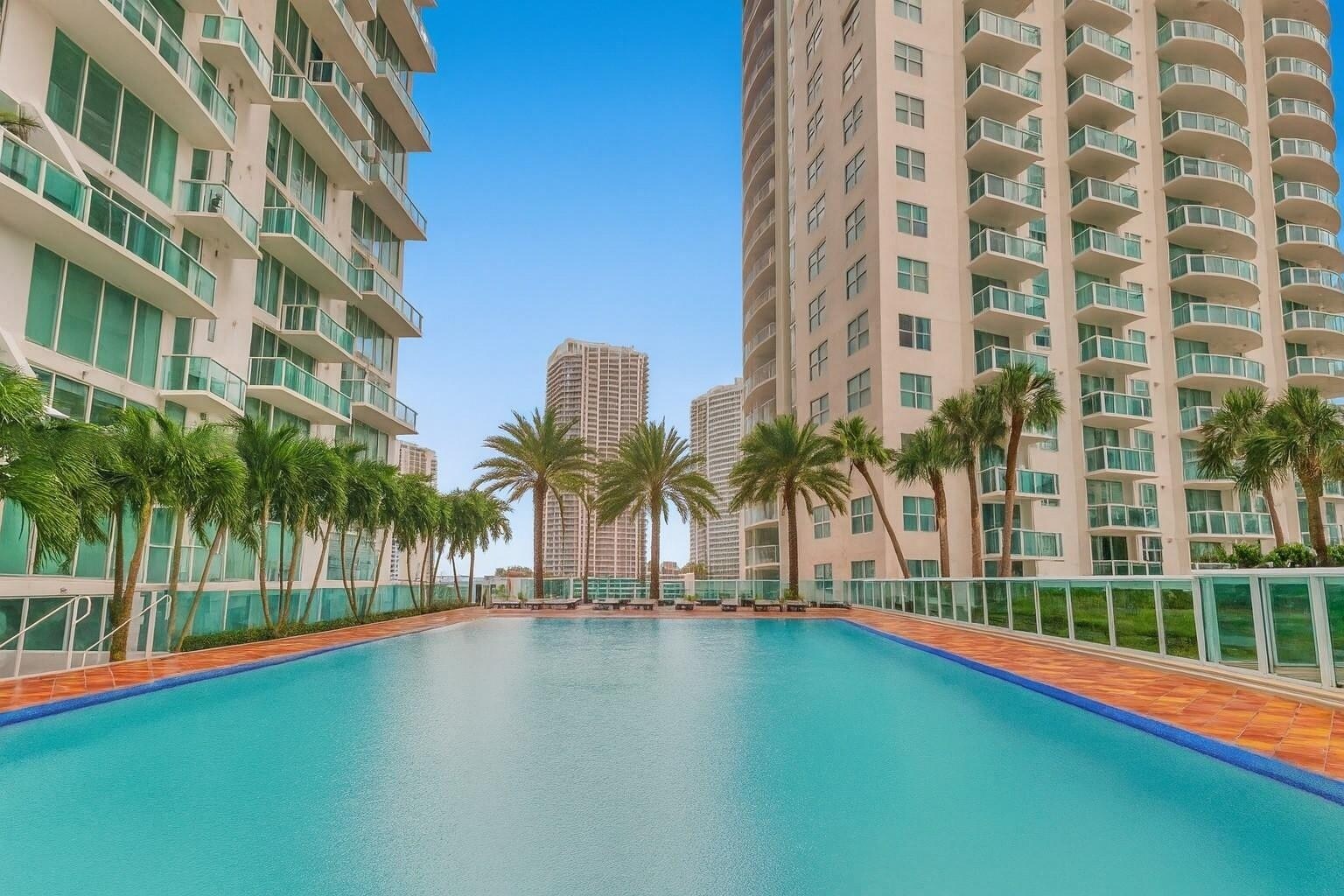 Building Photo - 41 SE 5th St