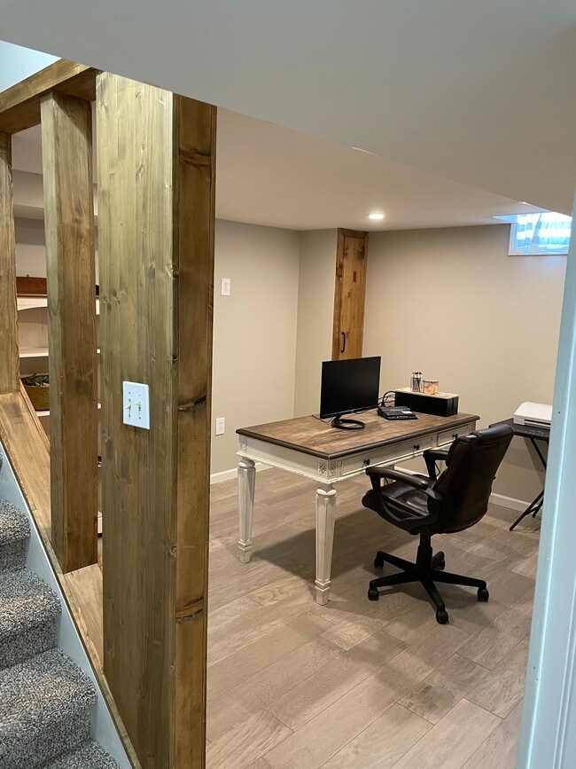 Building Photo - 5801 E Rockhill St