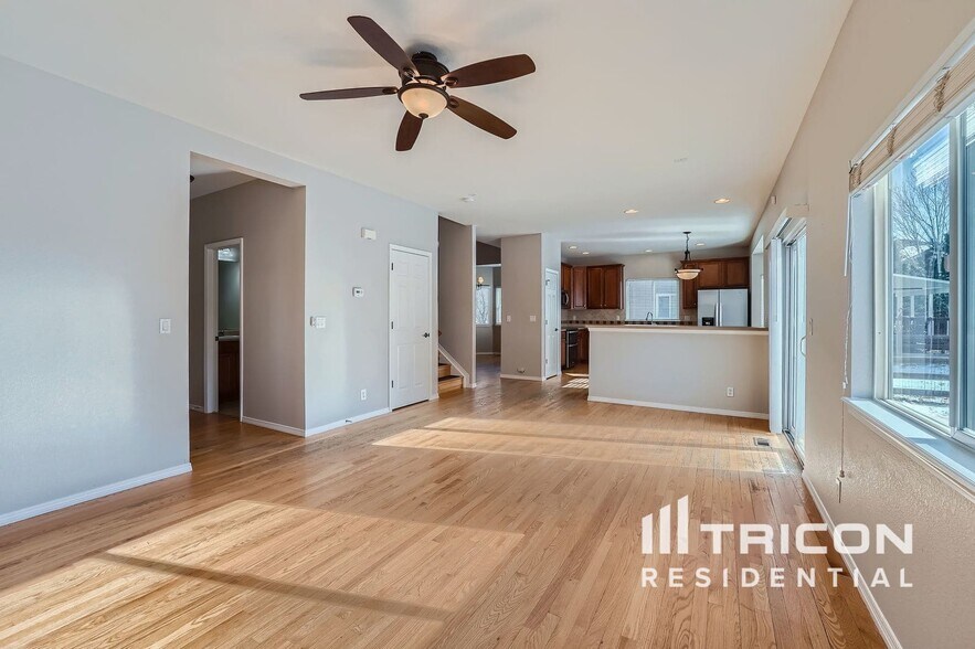 Building Photo - 1220 Sunset Way