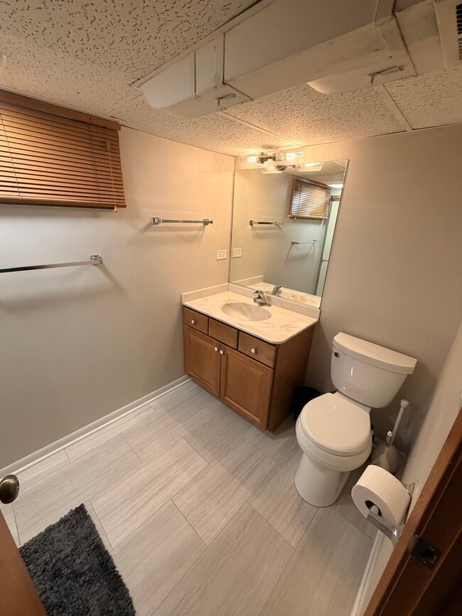 Building Photo - 137 Richard Ave