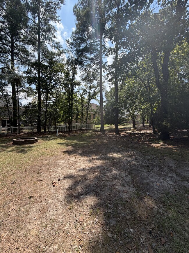 Building Photo - 44 Cutter Cir
