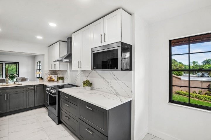 Building Photo - 11177 Aspen Glen Dr