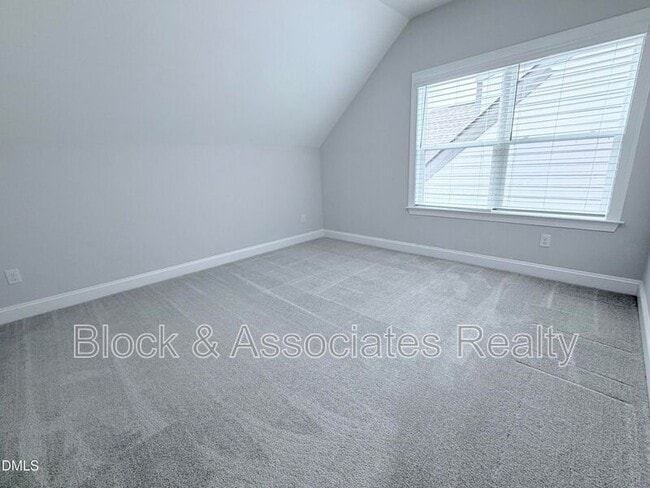 Building Photo - 1028 Bravura Dr
