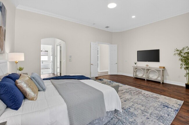 Building Photo - 16164 Bridlewood Cir