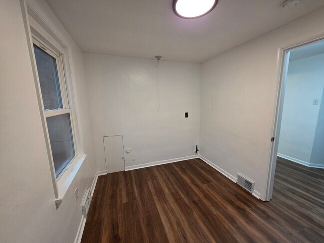 Building Photo - 4 Bedroom House for Rent in Shaler Schools !