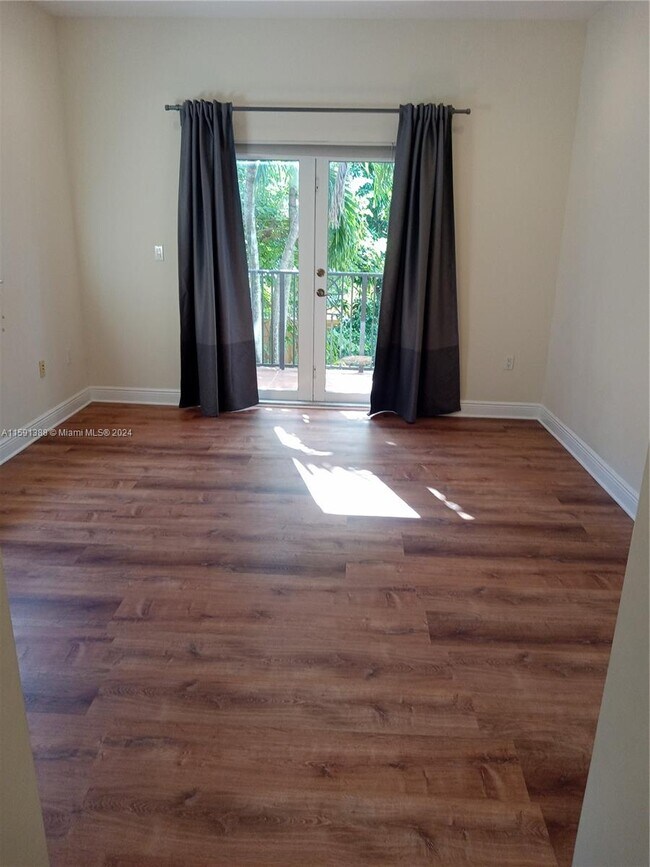 Building Photo - 3364 SW 28th Terrace