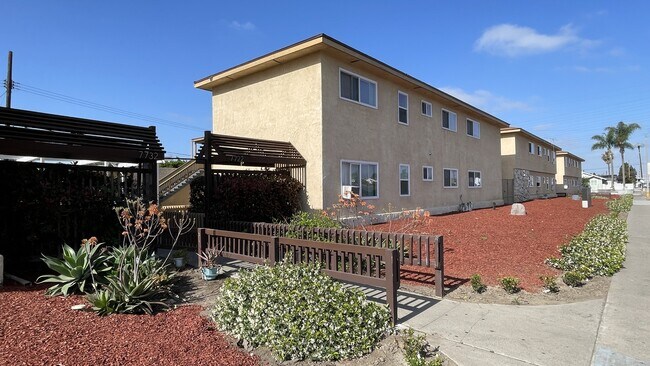 Building Photo - 7702 Chapman Ave